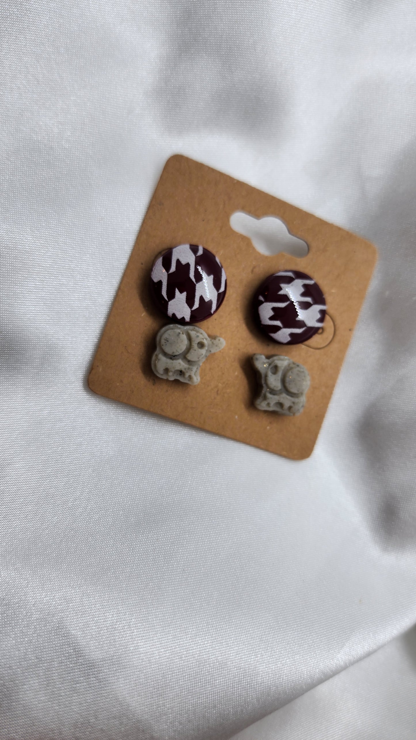 Houndstooth and Elephants Stud pack hypoallergenic