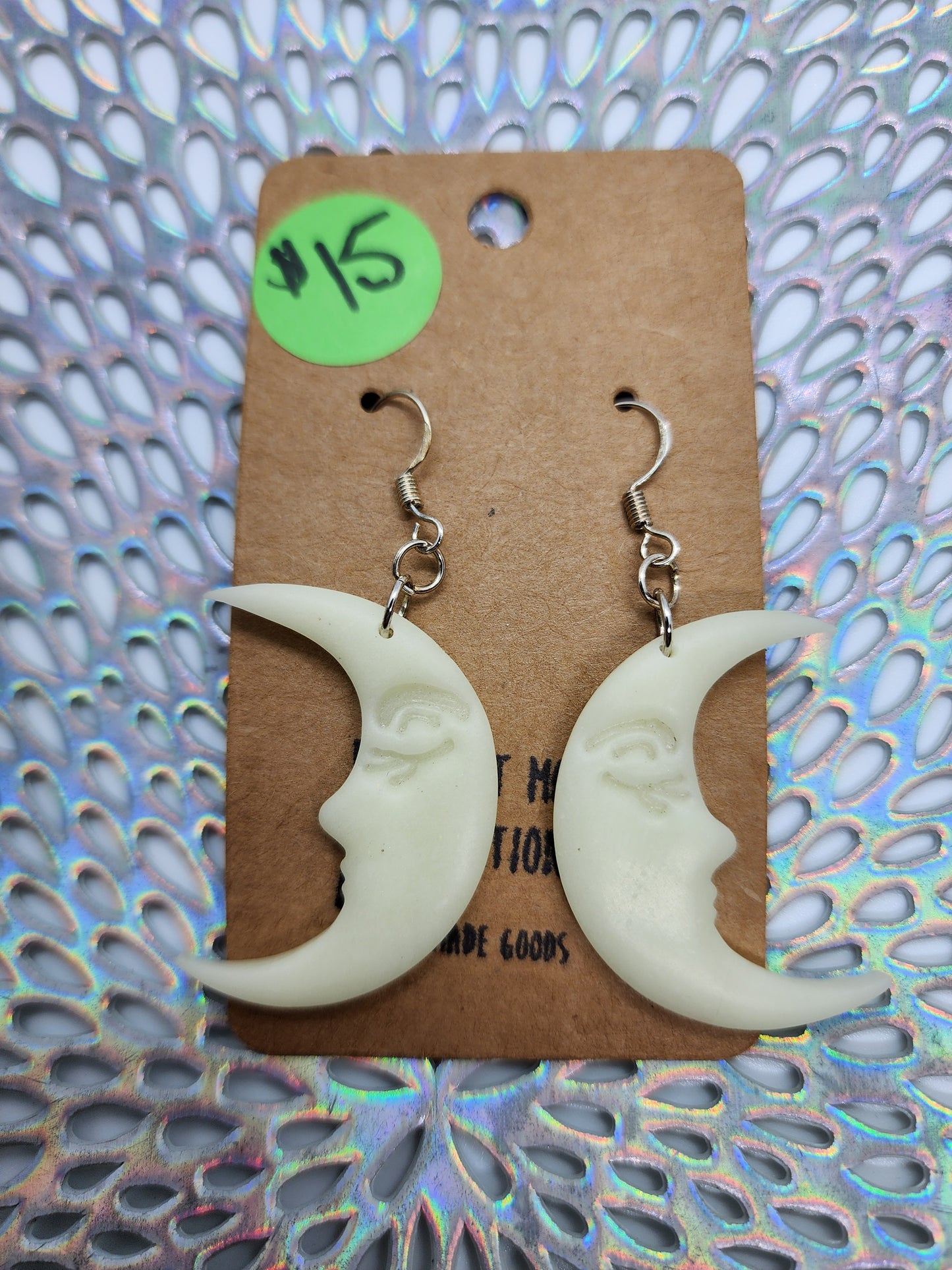 Crescent Moon 🌙 Earrings