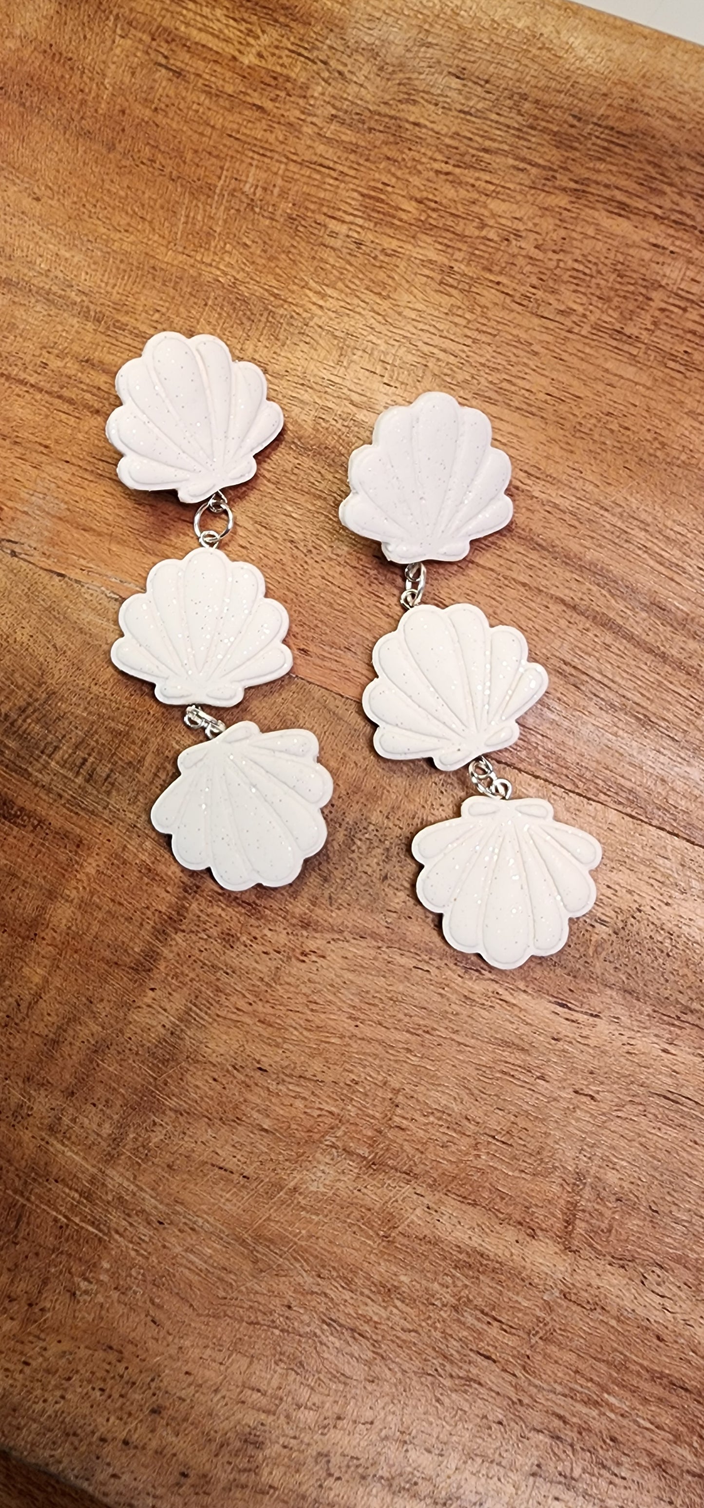Seashell Earrings Glittery White